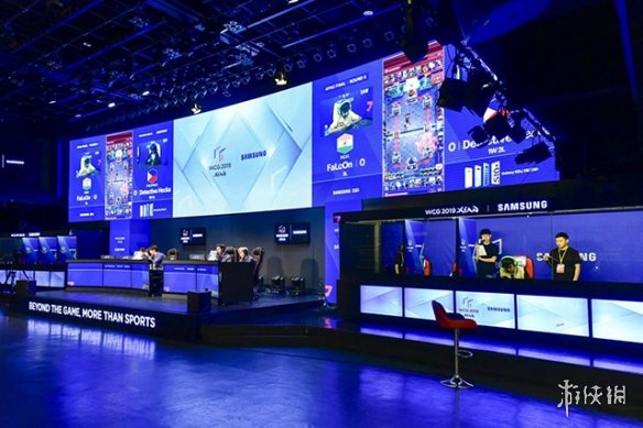 转会市场充 转会市场充